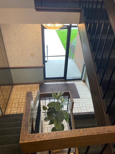 More Photos Of 600 McKnight Park Dr, Pittsburgh Office For Lease