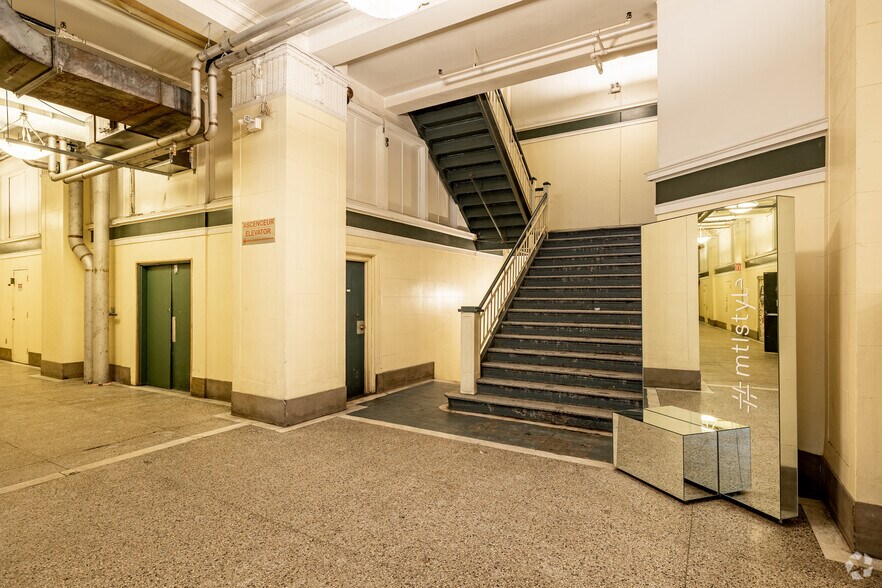 More Photos Of 350-390 Rue Sainte-Catherine O, Montréal Loft Creative Space For Lease