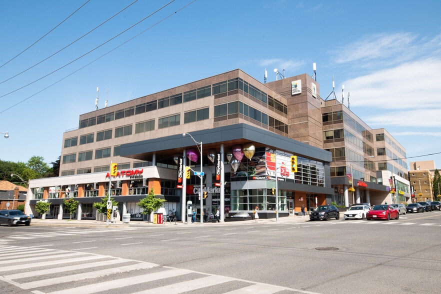 More Photos Of 3080 Yonge St, Toronto Office Residential For Lease