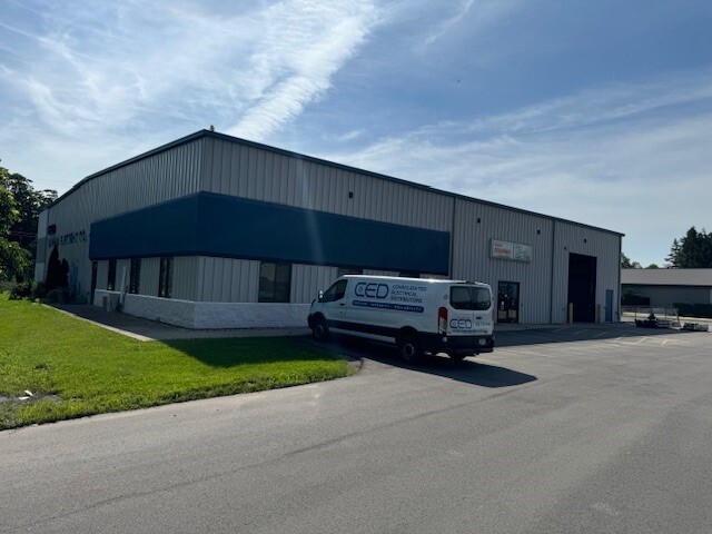 Primary Photo Of 3901 W Spencer St, Appleton Industrial For Sale