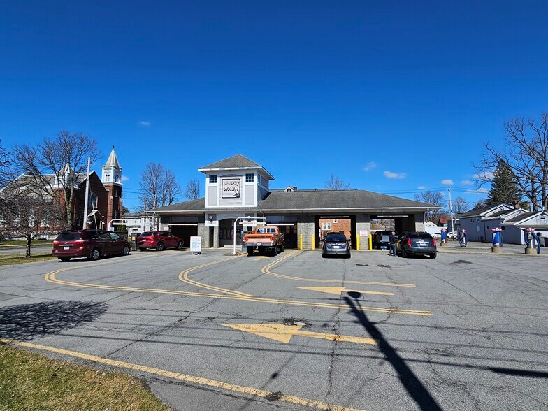 Primary Photo Of 316 W Liberty St, Rome Specialty For Sale