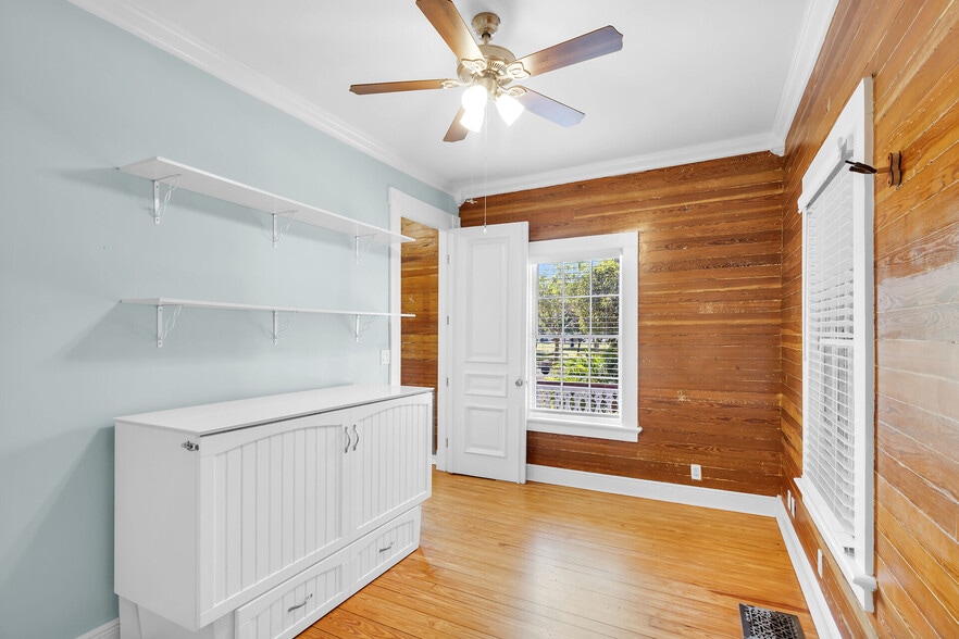 More Photos Of 1409 Truman Ave, Key West Specialty For Sale