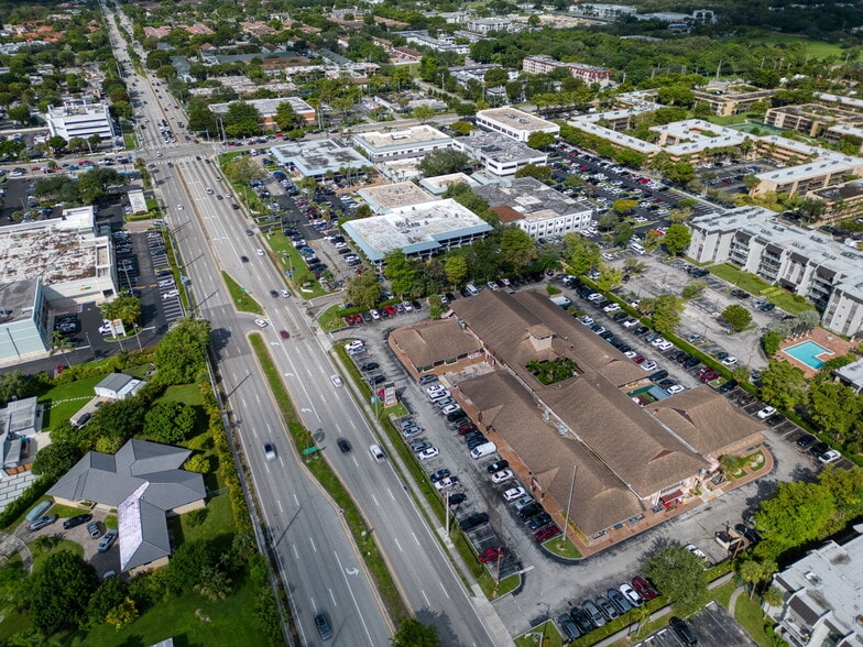 More Photos Of 10471 N Kendall Dr, Miami Storefront Retail Office For Lease