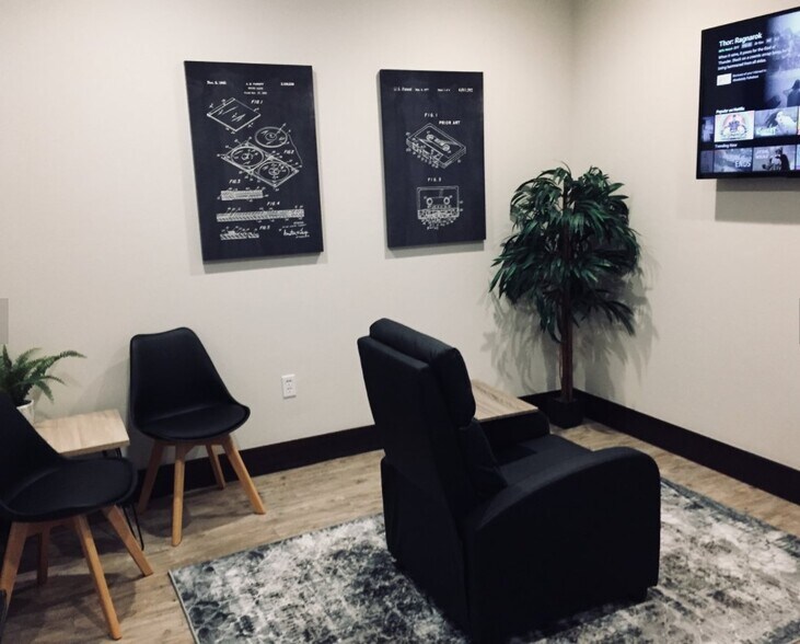 More Photos Of 2216 NW 164th, Edmond Office For Sale