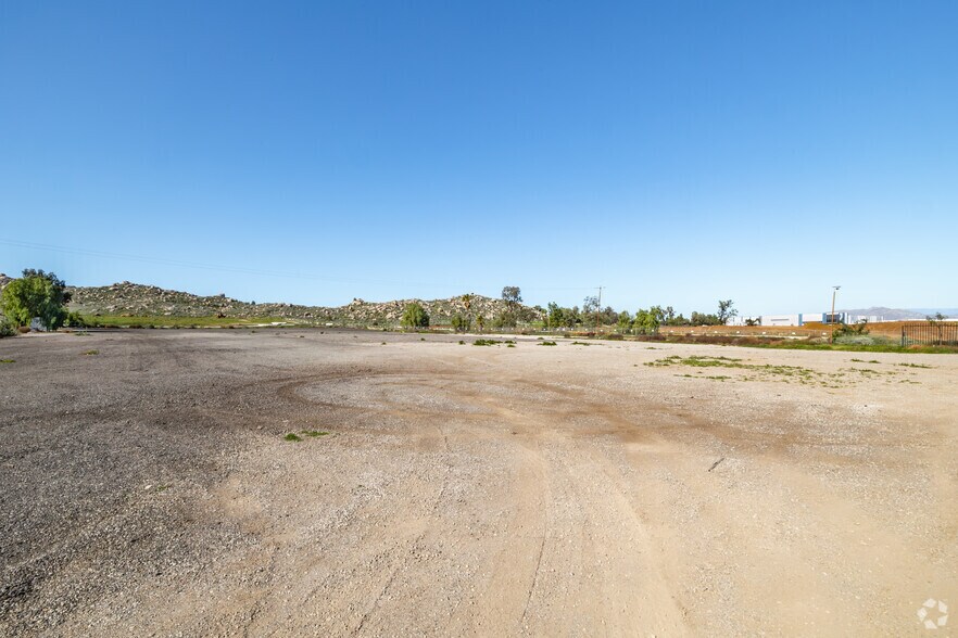 More Photos Of Tobacco Road, Perris Land For Sale