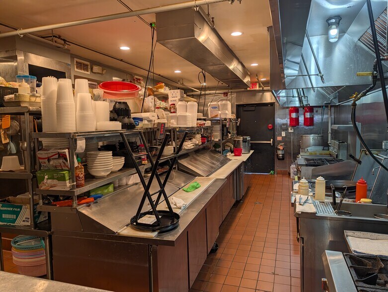 More Photos Of 1062 Main St, Holden Restaurant For Sale