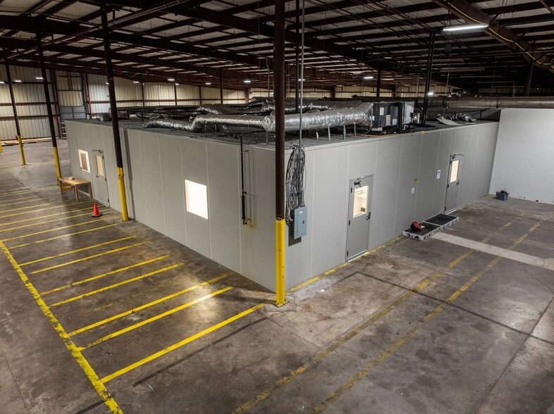 More Photos Of 2107 Black Creek Rd SE, Wilson Warehouse For Lease