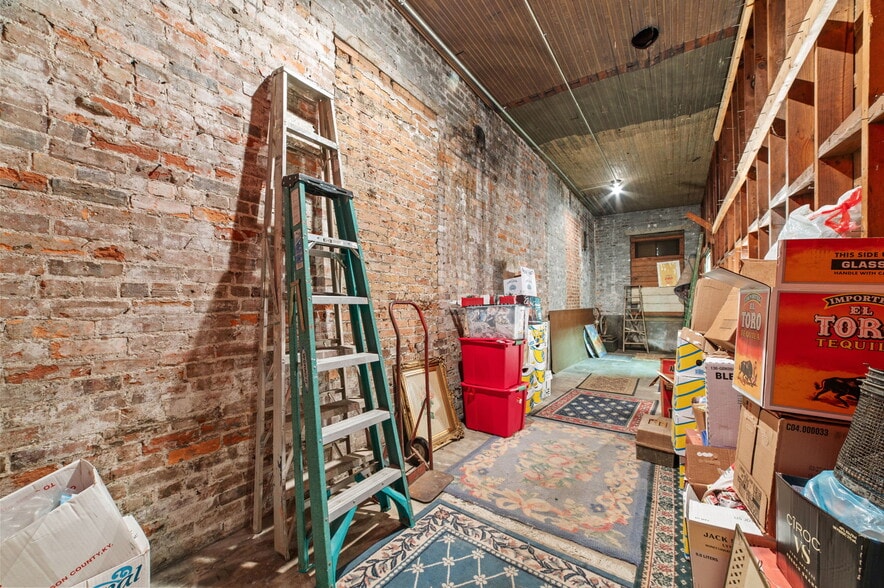 More Photos Of 115 N Queen St, Kinston General Retail For Sale