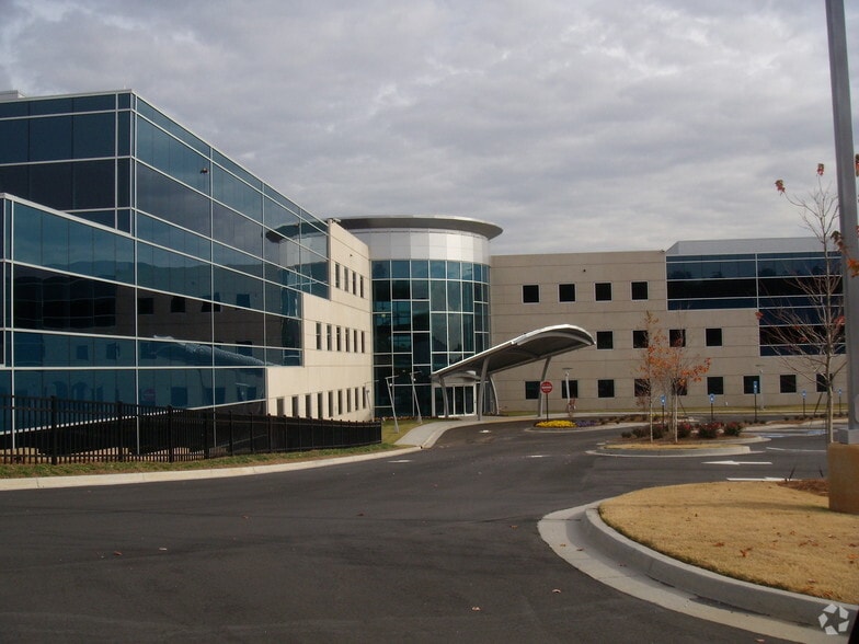 More Photos Of 771 Old Norcross Rd, Lawrenceville Medical For Lease