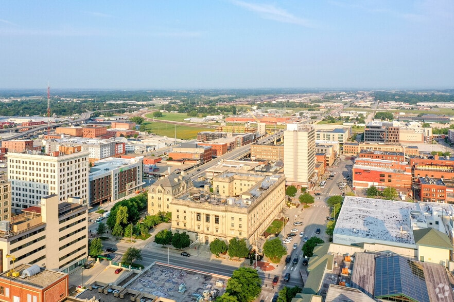 More Photos Of 129 N 10th St, Lincoln Apartments For Lease