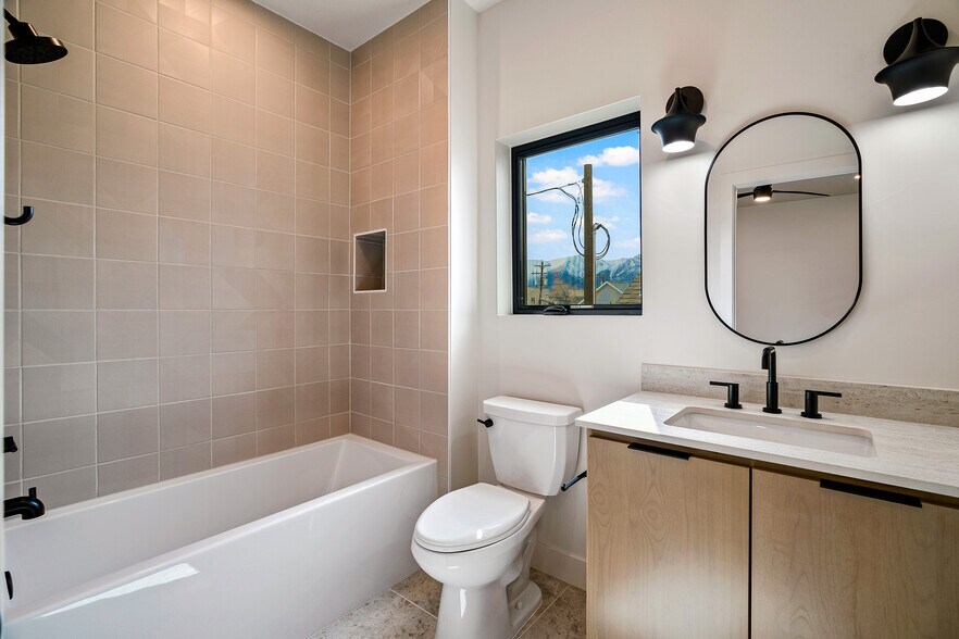 More Photos Of 421 Chestnut St, Buena Vista Apartments For Sale