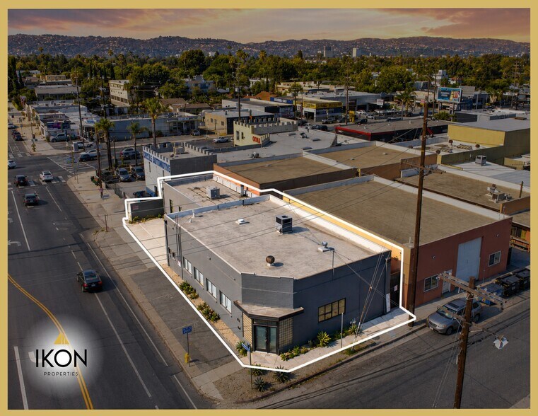 Primary Photo Of 6023 Hazeltine Ave, Van Nuys Warehouse For Lease