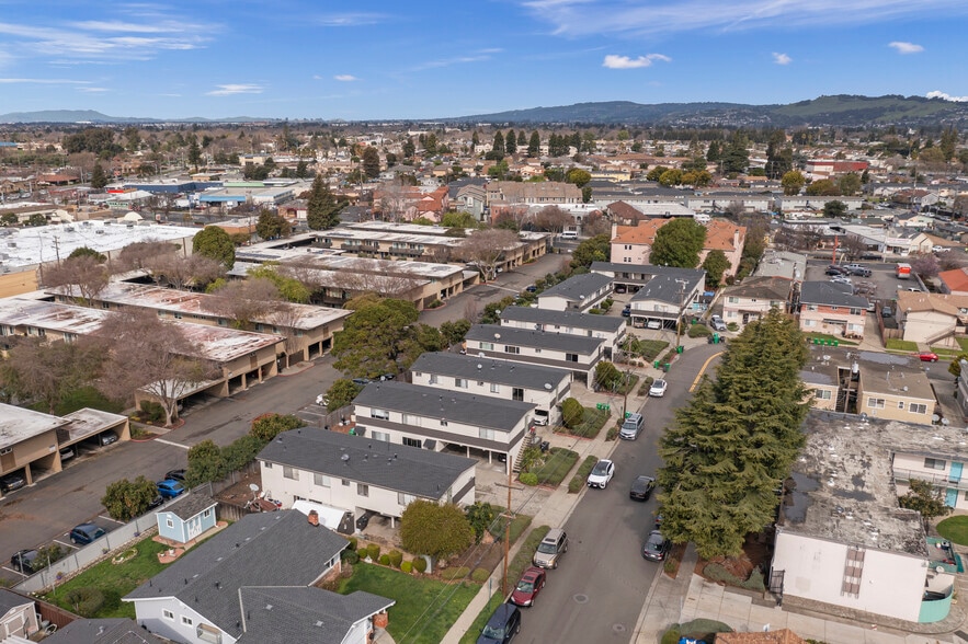 More Photos Of 21501-21599 Westpark St, Hayward Apartments For Sale