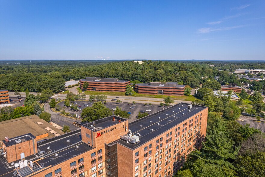 More Photos Of 10 Burlington Mall Rd, Burlington Office For Sale