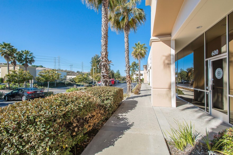 More Photos Of 1221 Puerta Del Sol, San Clemente Warehouse For Lease