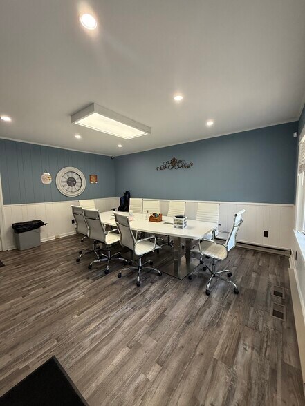 More Photos Of 364 N Courtland St, East Stroudsburg Medical For Lease