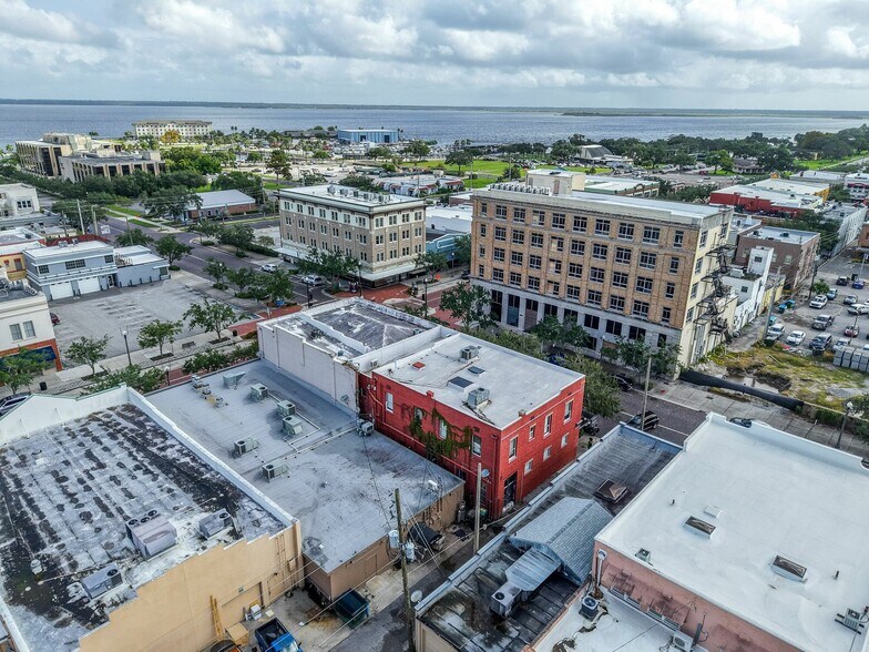 More Photos Of 104-110 S Park Ave, Sanford Storefront Retail Office For Sale