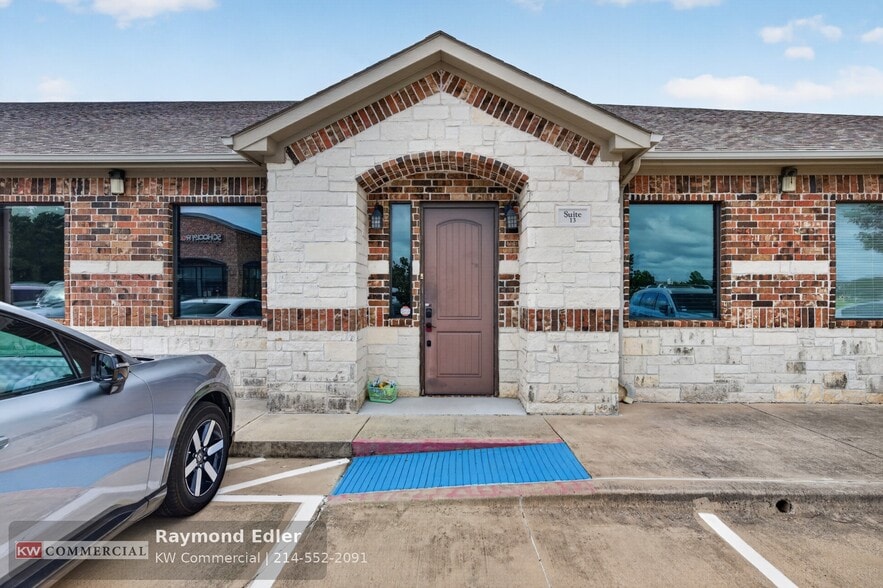 More Photos Of 4819 SH 121, The Colony Medical For Sale