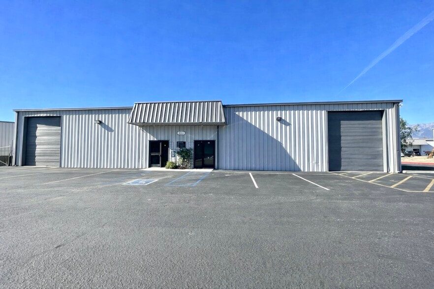 Primary Photo Of 8264 Fremontia Ave, Fontana Warehouse For Lease