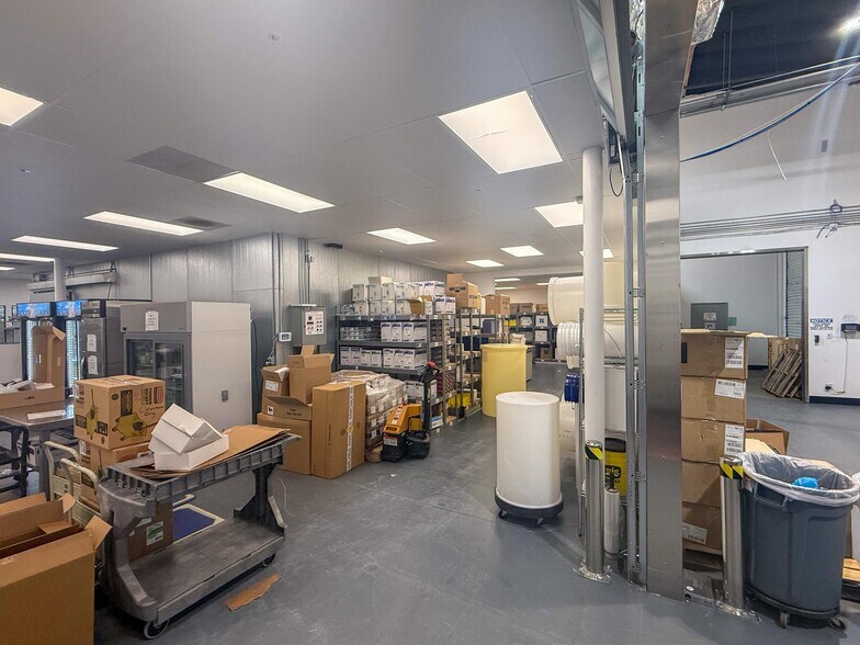 More Photos Of 995 Park Center Dr, Vista Research And Development For Sale