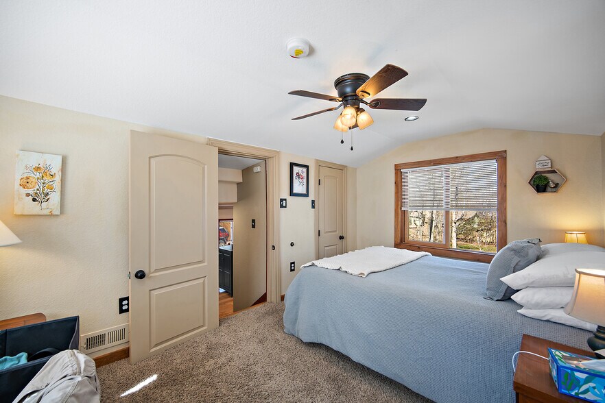More Photos Of 1929 Woodburn St, Colorado Springs Multifamily For Sale