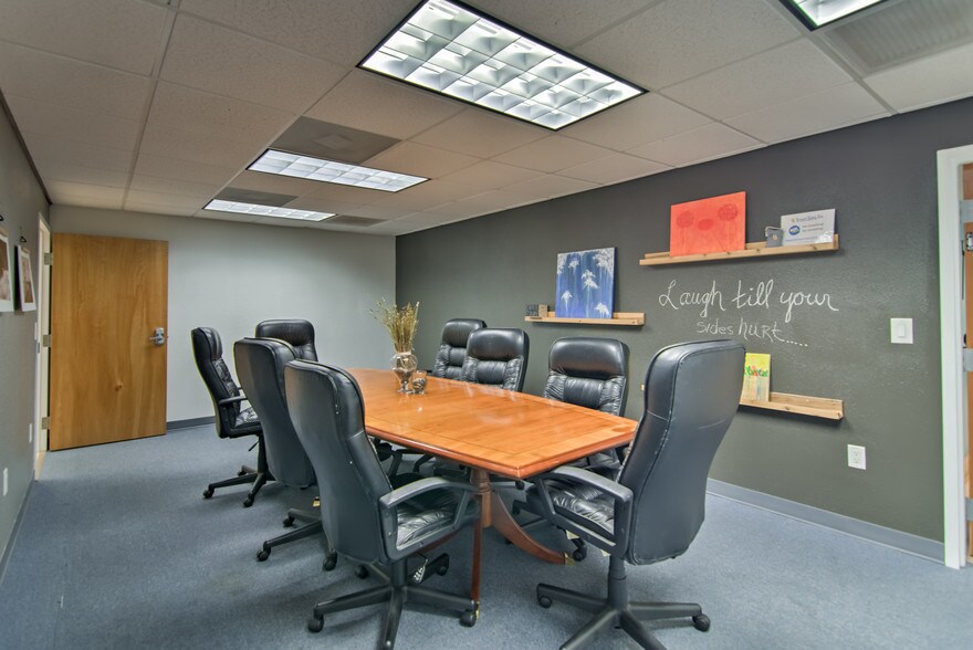 More Photos Of 12360 66th St N, Largo Office For Lease