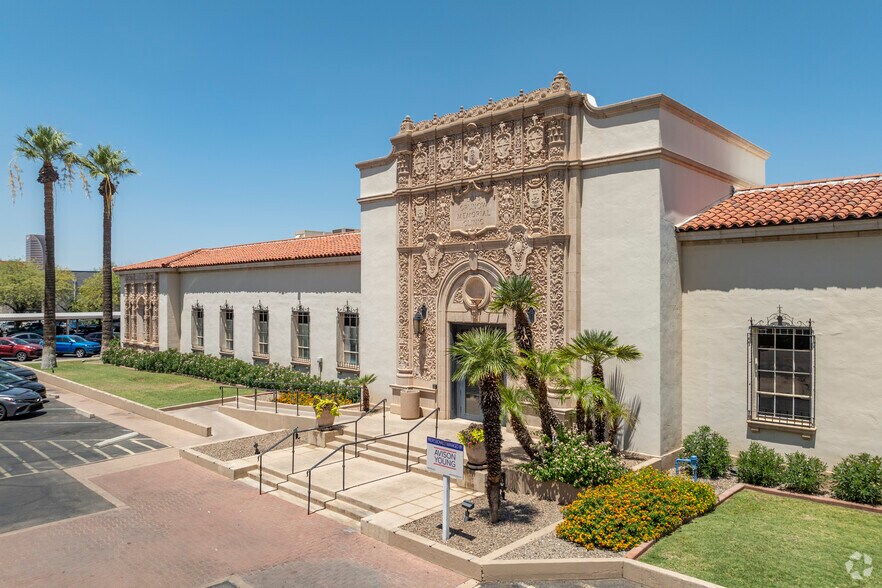 More Photos Of 926 E McDowell Rd, Phoenix Medical For Lease