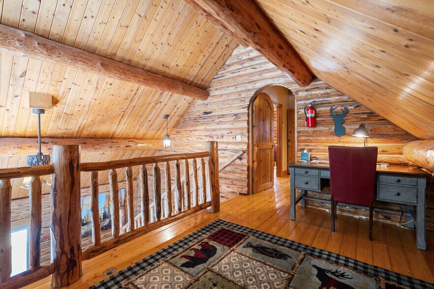 More Photos Of 1845 Hodgson Rd, Whitefish Hotel For Sale