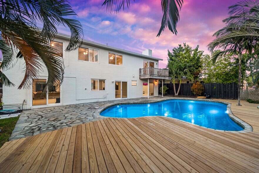 More Photos Of , Miami Multifamily For Sale