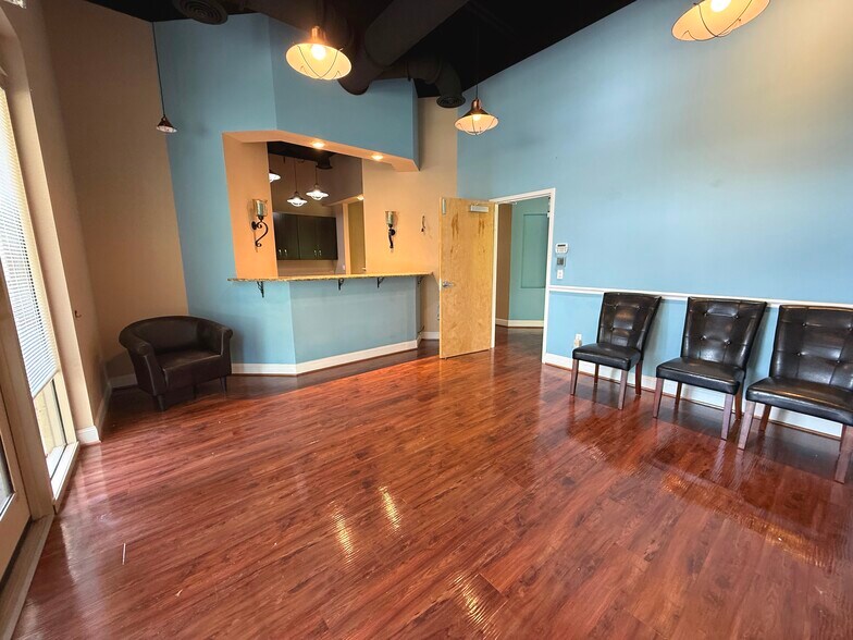 More Photos Of 3751 S Clyde Morris Blvd, Port Orange Storefront Retail Office For Lease