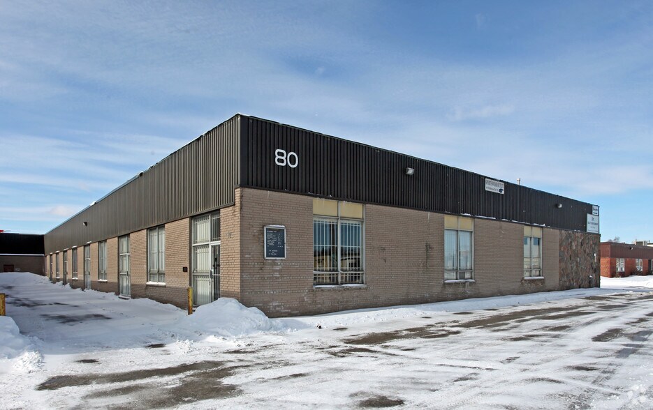 More Photos Of 80 Midwest Rd, Toronto Warehouse For Lease