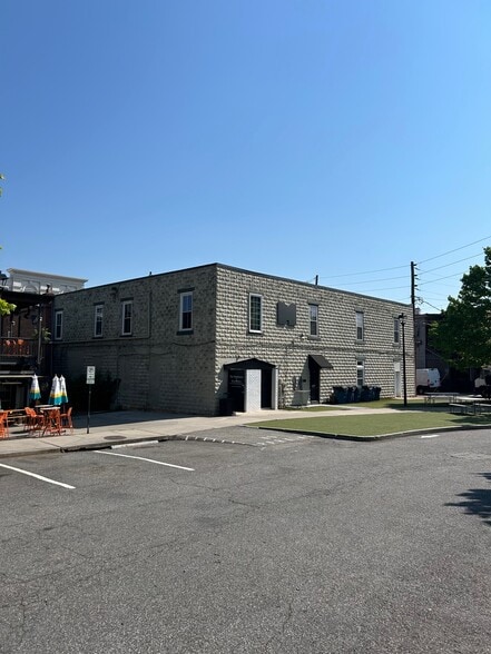 More Photos Of 24-26 Milton Ave, Alpharetta Storefront Retail Office For Lease
