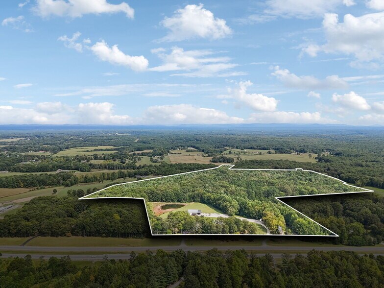 More Photos Of 2965 Tennessee 28, Jamestown Winery Vineyard For Sale