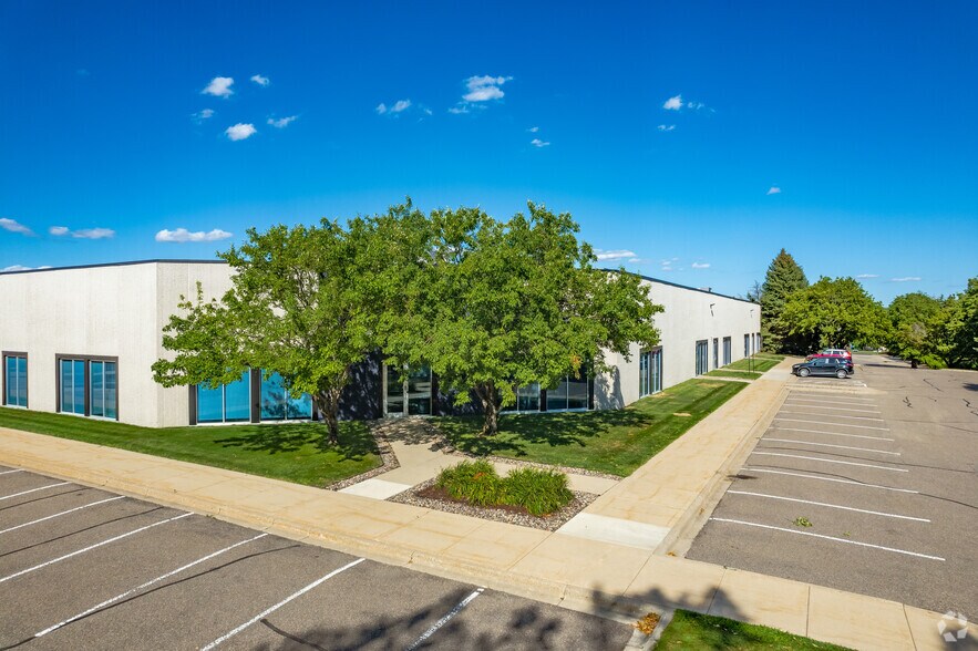 More Photos Of 1060 Lone Oak Rd, Eagan Research And Development For Lease