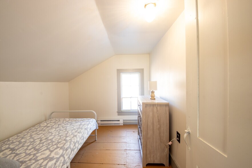 More Photos Of 345 Dorr Edson Rd, Oneonta Apartments For Sale