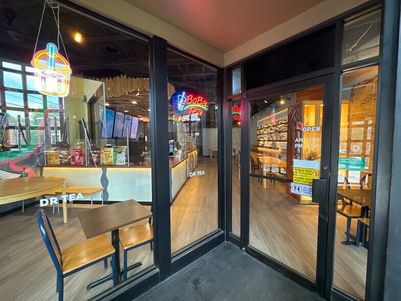 More Photos Of 736-738 Bellefonte St, Pittsburgh General Retail For Sale