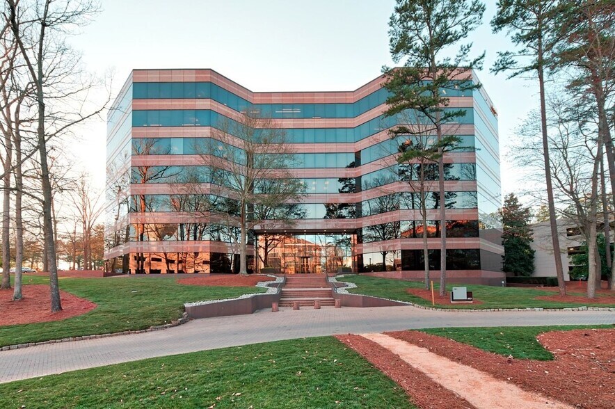 More Photos Of 8601 Six Forks Rd, Raleigh Office For Lease