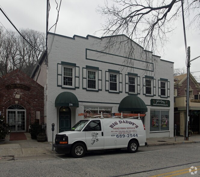 More Photos Of 256 Main St, Northport Office For Lease