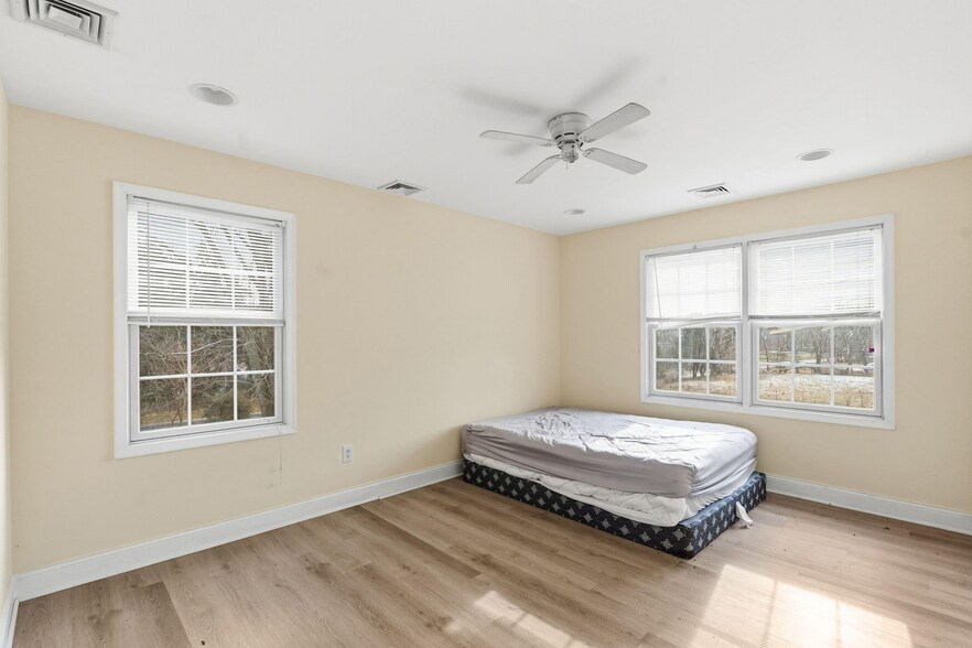 More Photos Of 2090 Blue Bell Rd, Williamstown Land For Sale