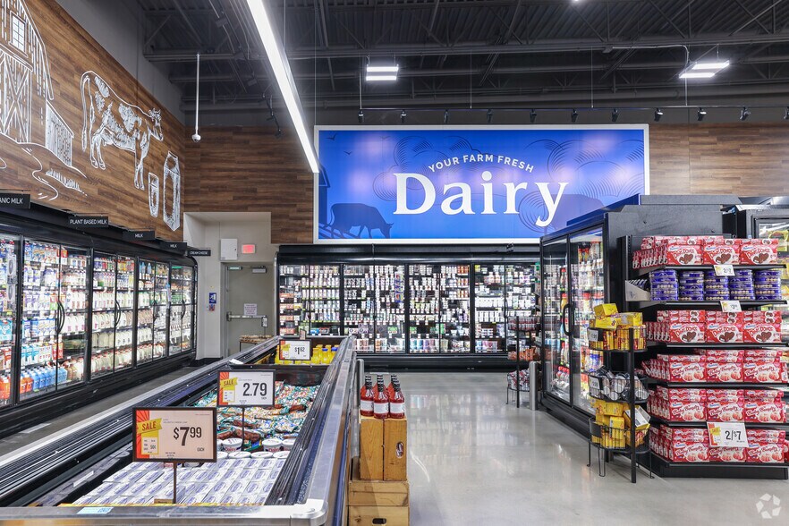 More Photos Of 16533 N May Ave, Edmond Unknown For Lease