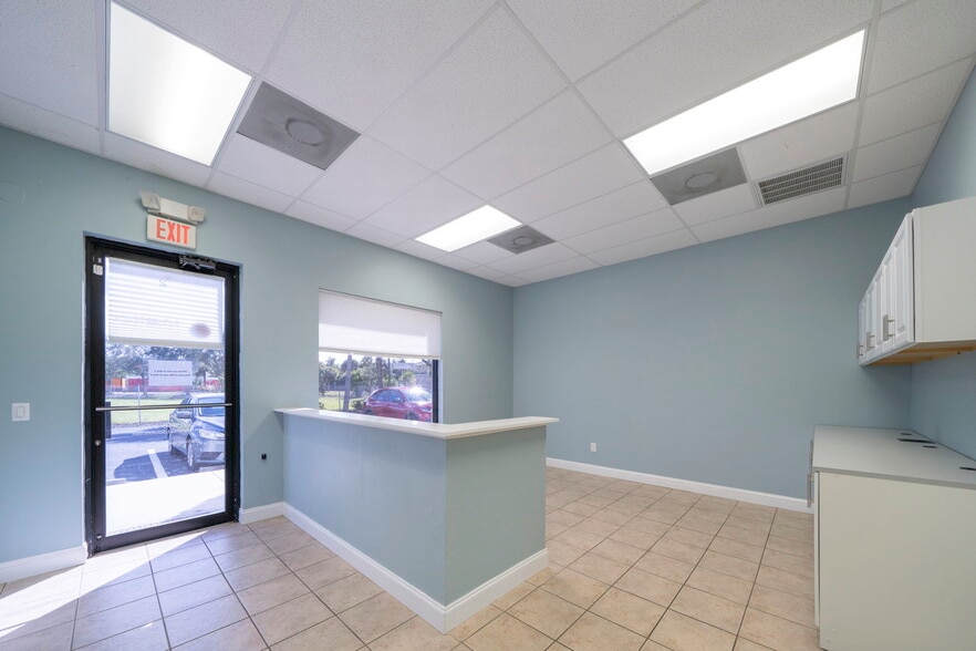 More Photos Of 24551 Production Cir, Bonita Springs Showroom For Lease