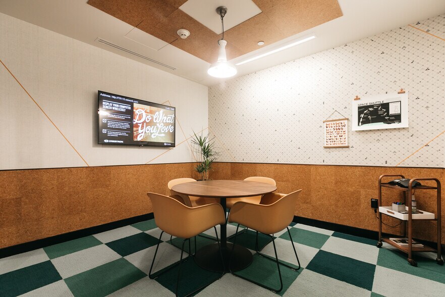 More Photos Of 177 E Colorado Blvd, Pasadena Office For Lease