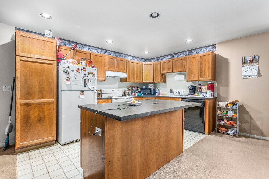 More Photos Of 3521 Blue Crane Ln, Yakima Warehouse For Sale