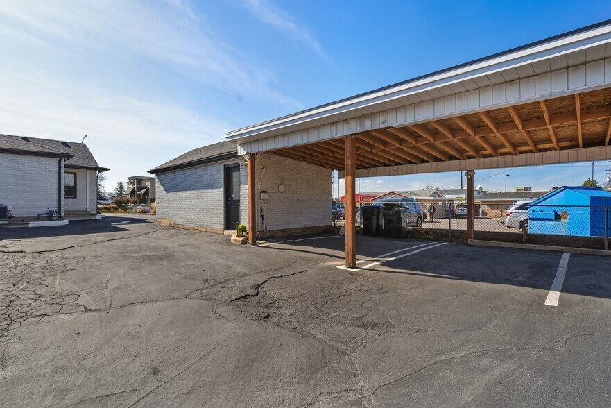 More Photos Of 152 W 500 S, Bountiful Office For Sale