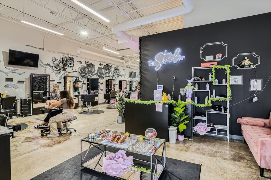 More Photos Of 2529 Weisenberger St, Fort Worth General Retail For Sale