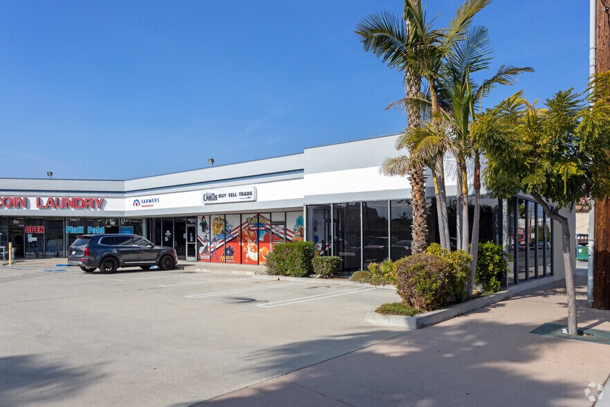 More Photos Of 24017 Narbonne Ave, Lomita Unknown For Lease