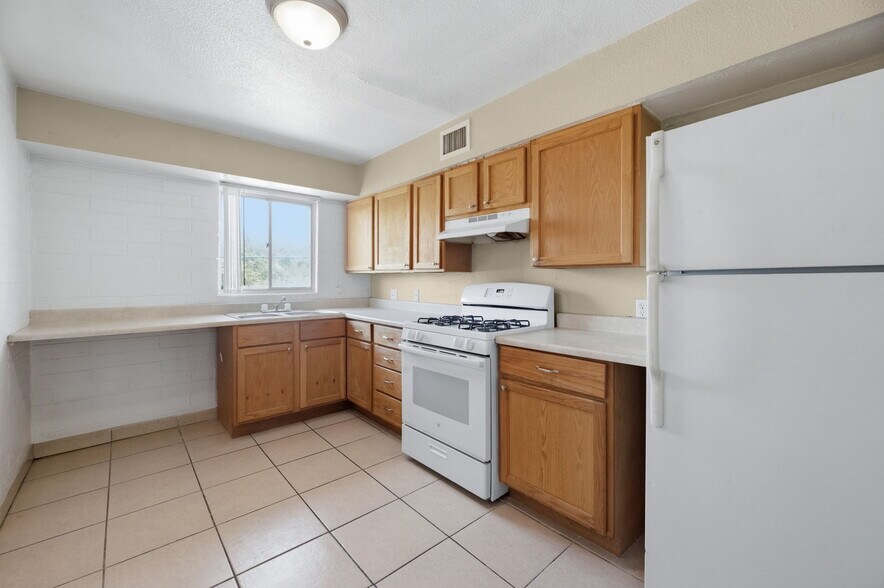 More Photos Of 1123 E Sierra Vista Dr, Phoenix Apartments For Sale