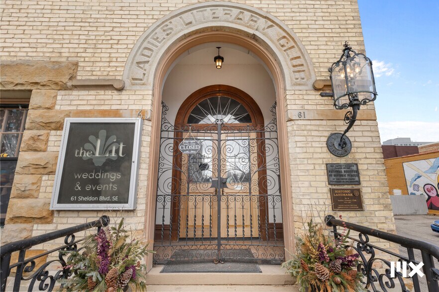 More Photos Of 61 Sheldon Blvd SE, Grand Rapids Office For Sale