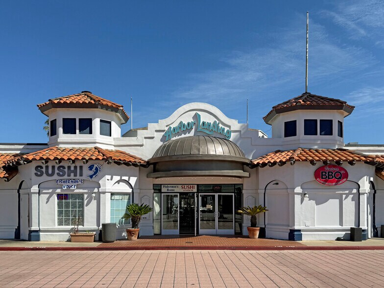 Primary Photo Of 2810 Harbor Blvd, Oxnard Unknown For Lease
