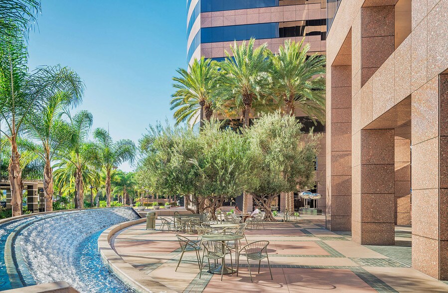 More Photos Of 2601 Main St, Irvine Office For Lease